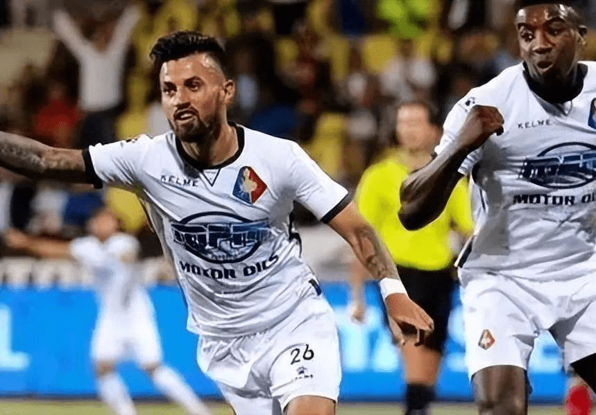 倒更耐人寻 倒更耐人寻