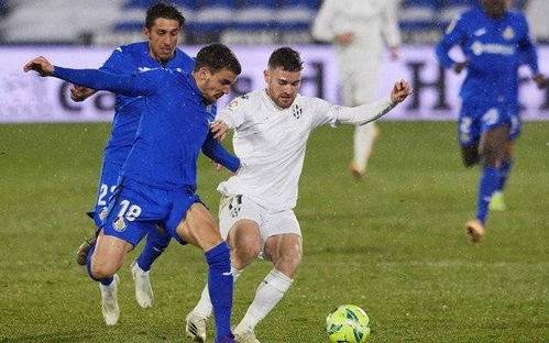 拱手相让 拱手相让