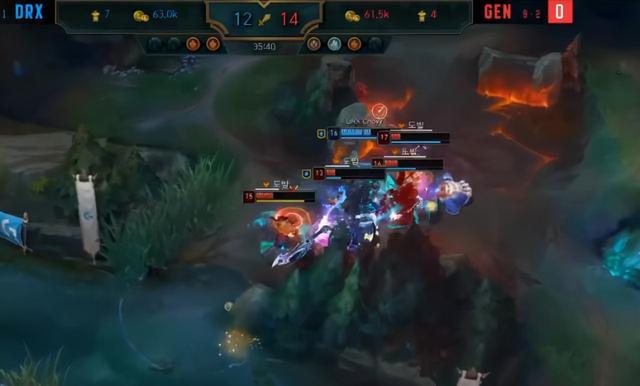 罗马诺：那不勒斯与曼联和霍伊伦团队谈判，球员希望加盟